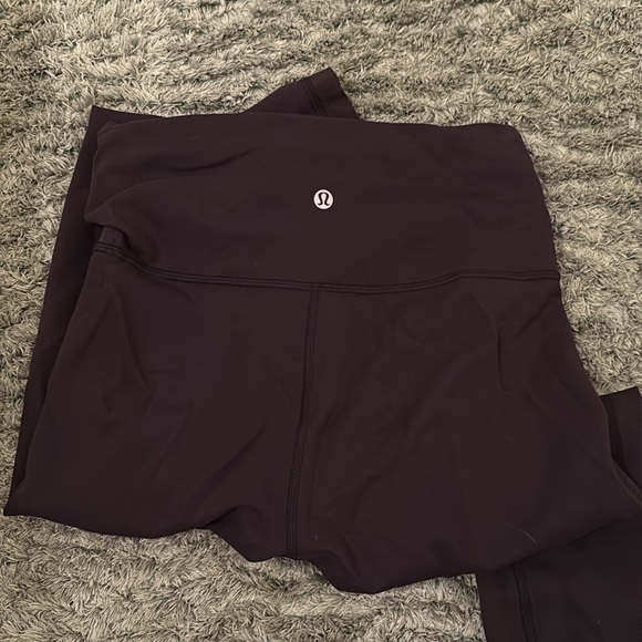 Lulu lemon Wunder Trainer Tights 25’ - Picture 3 of 4